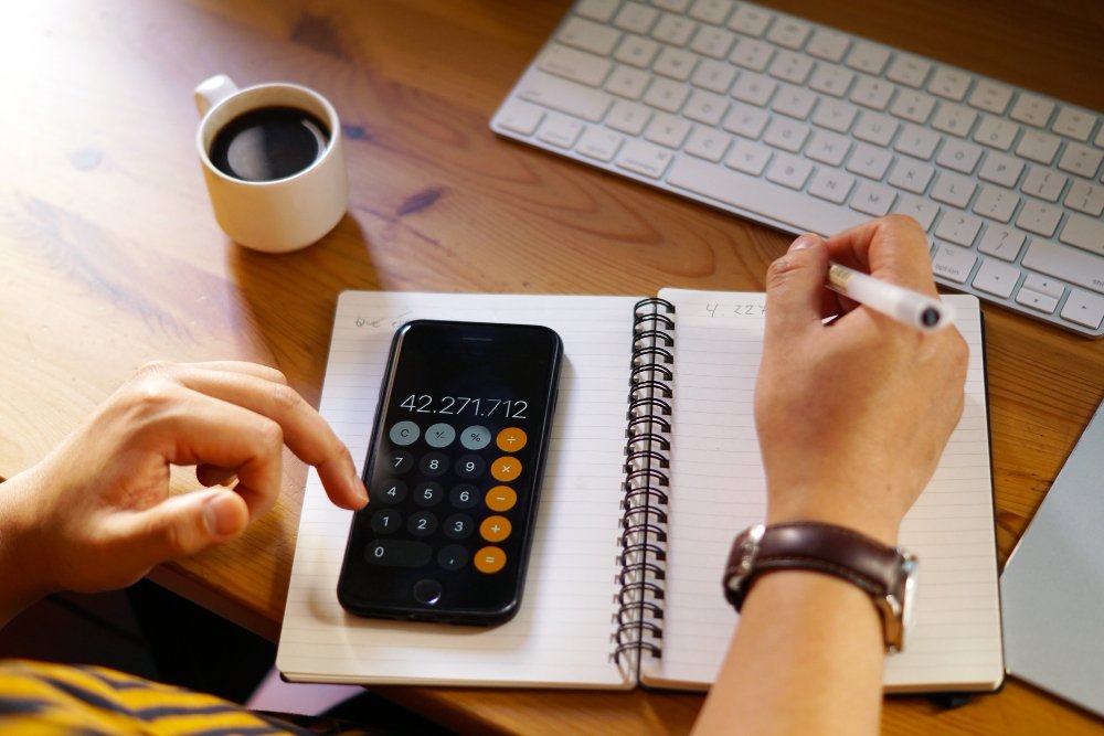 Missed call text back ROI calculator for small businesses showing monthly recovered revenue